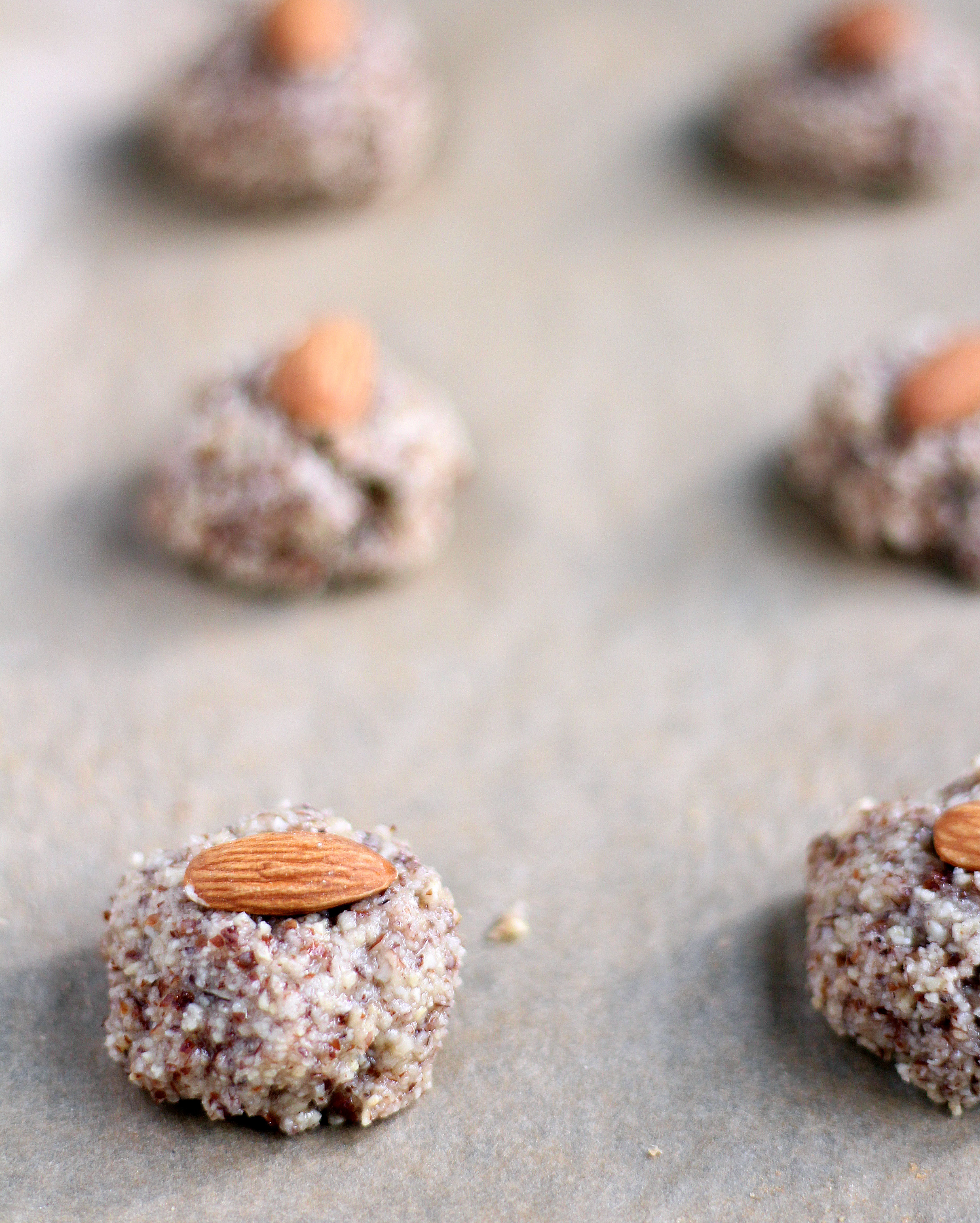 Rose Almond Macaroons - an easy and delicious chewy cookie!