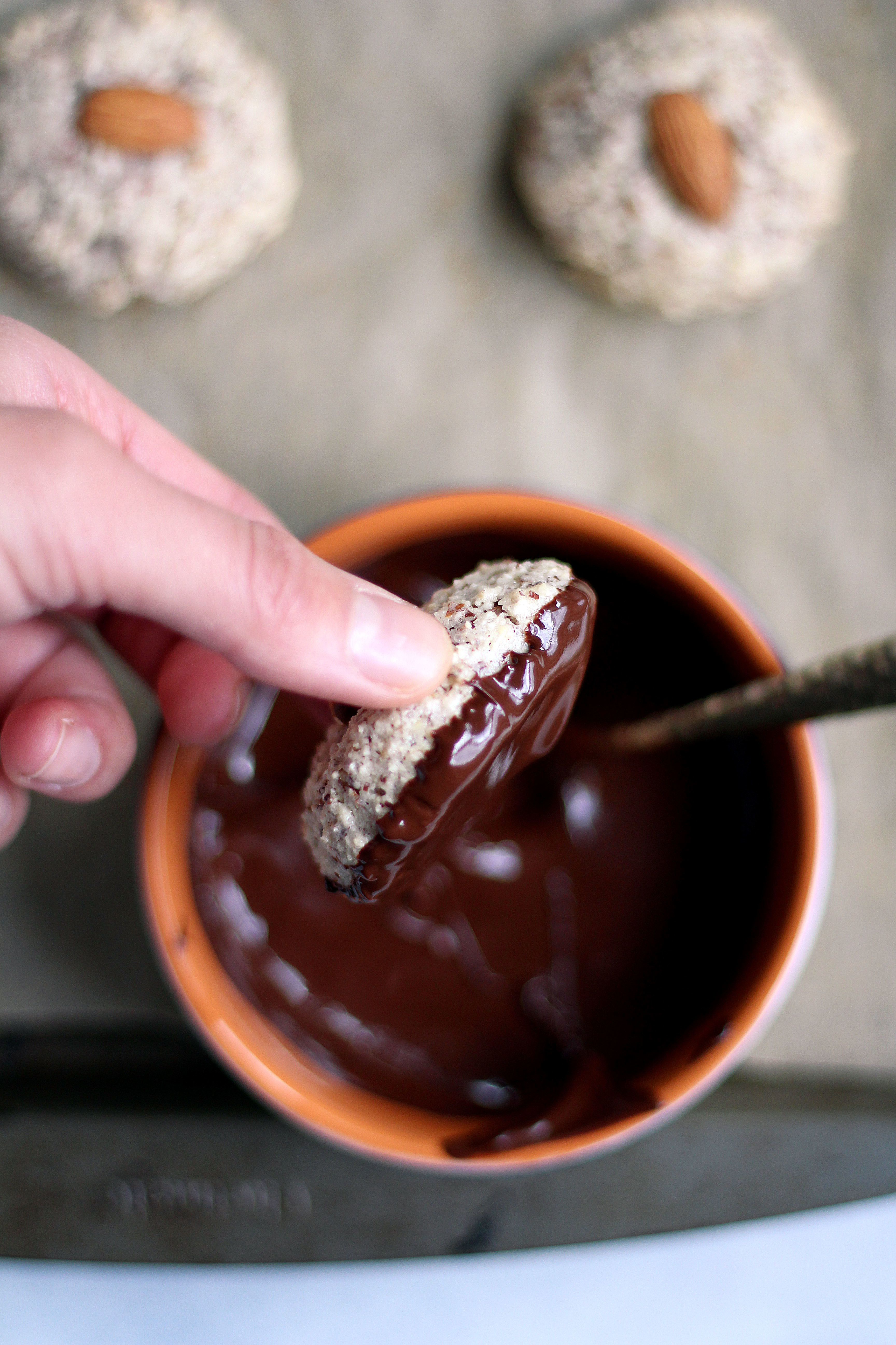 Rose Almond Macaroons - an easy and delicious chewy cookie!