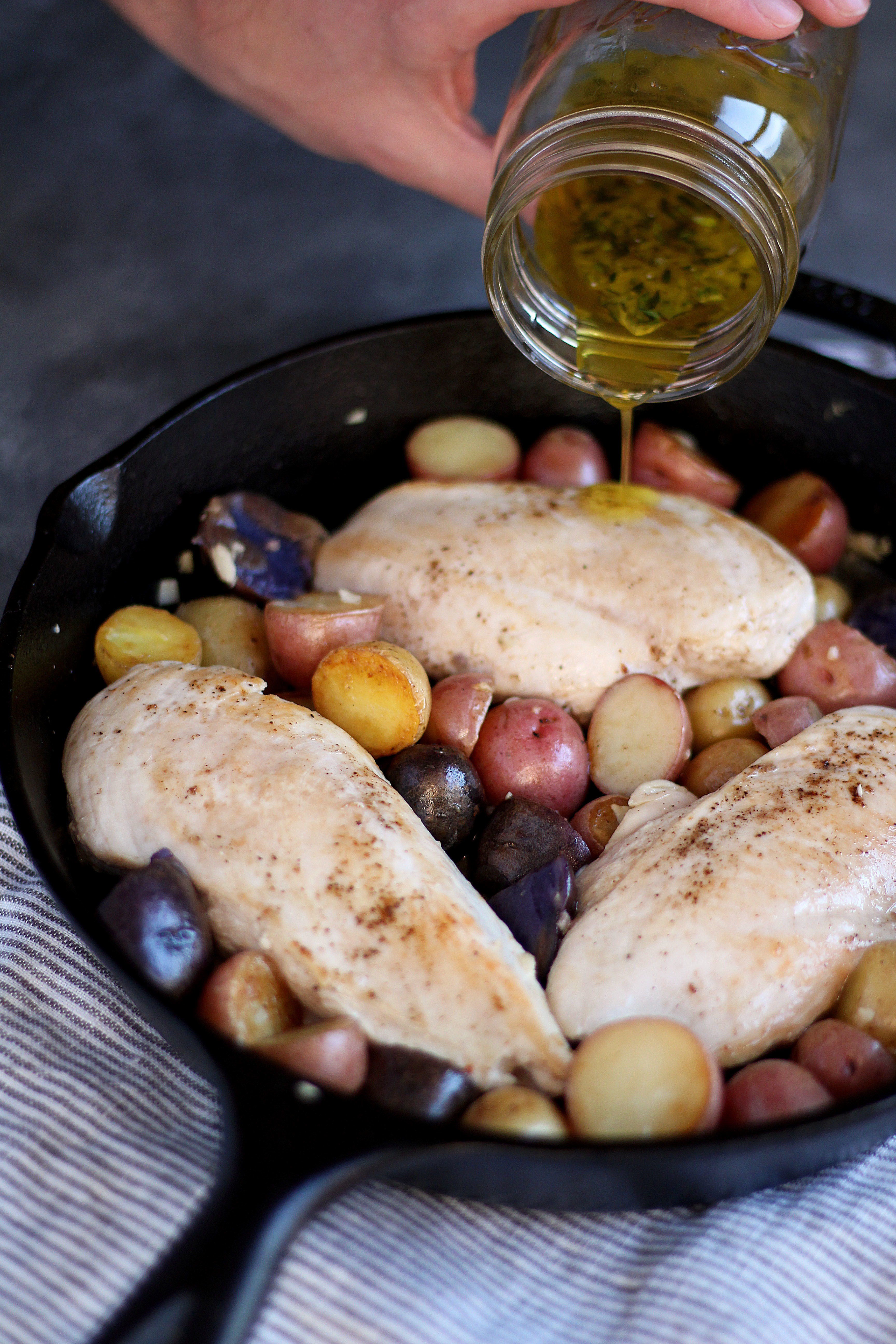 One-Skillet Garlic Lemon Chicken with Baby Potatoes - an easy and delicious weeknight meal! 