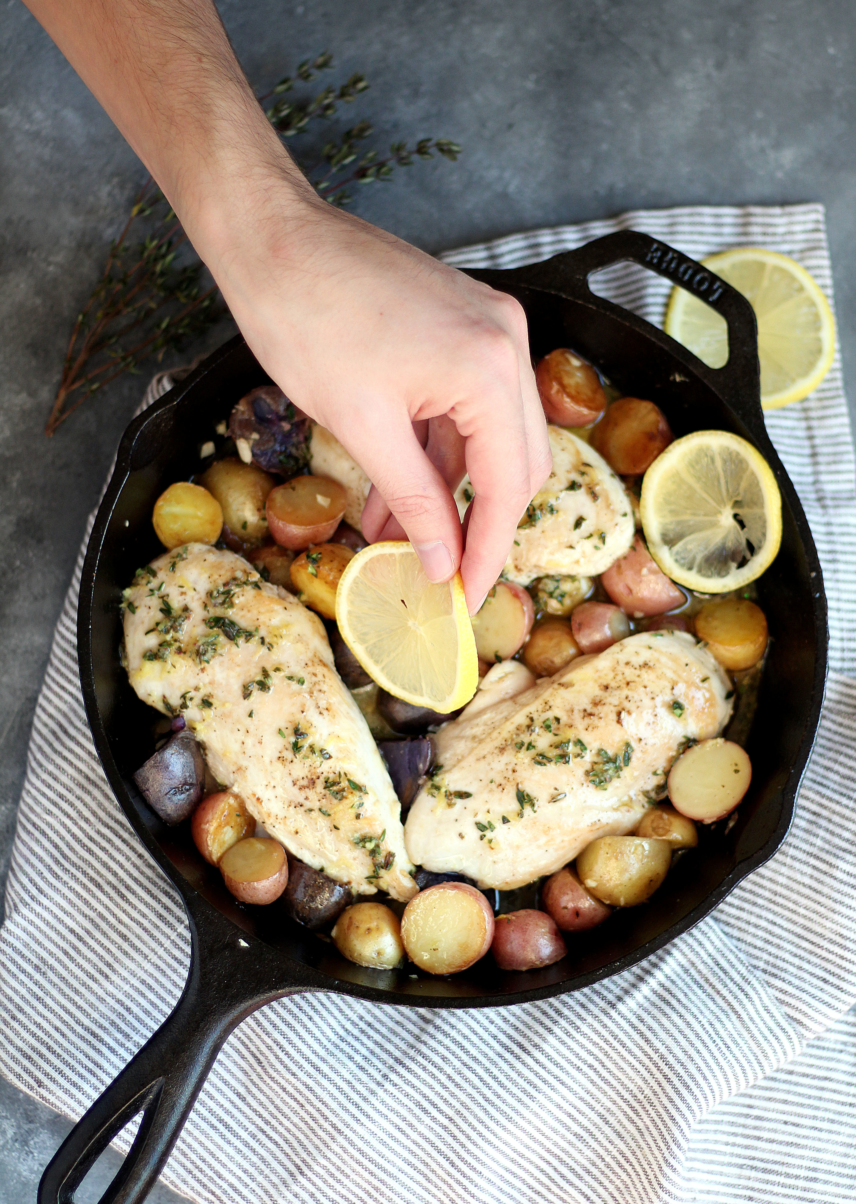 One-Skillet Garlic Lemon Chicken with Baby Potatoes - an easy and delicious weeknight meal! 