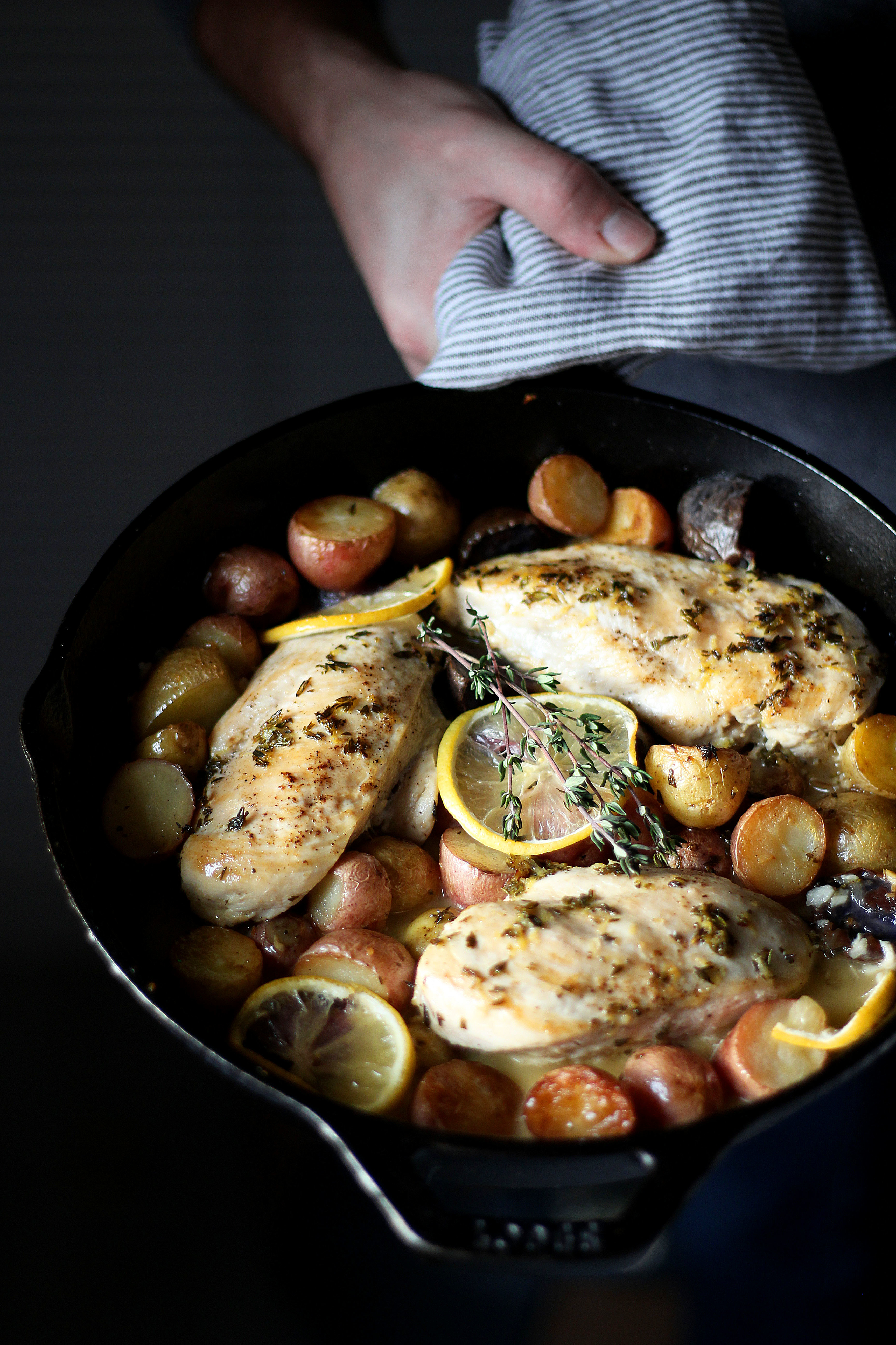 One-Skillet Garlic Lemon Chicken with Baby Potatoes - an easy and delicious weeknight meal! 