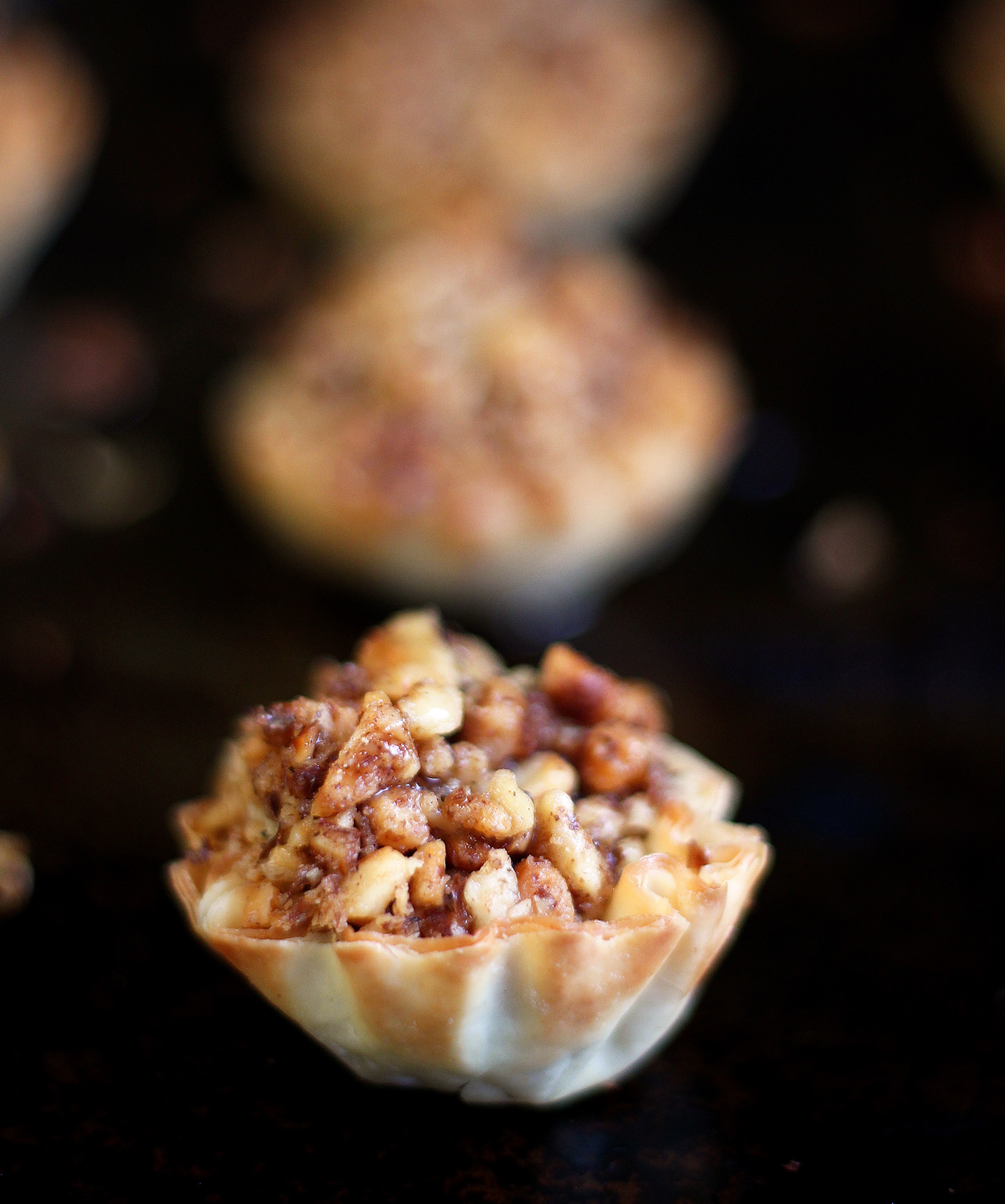 Easy walnut baklava cups