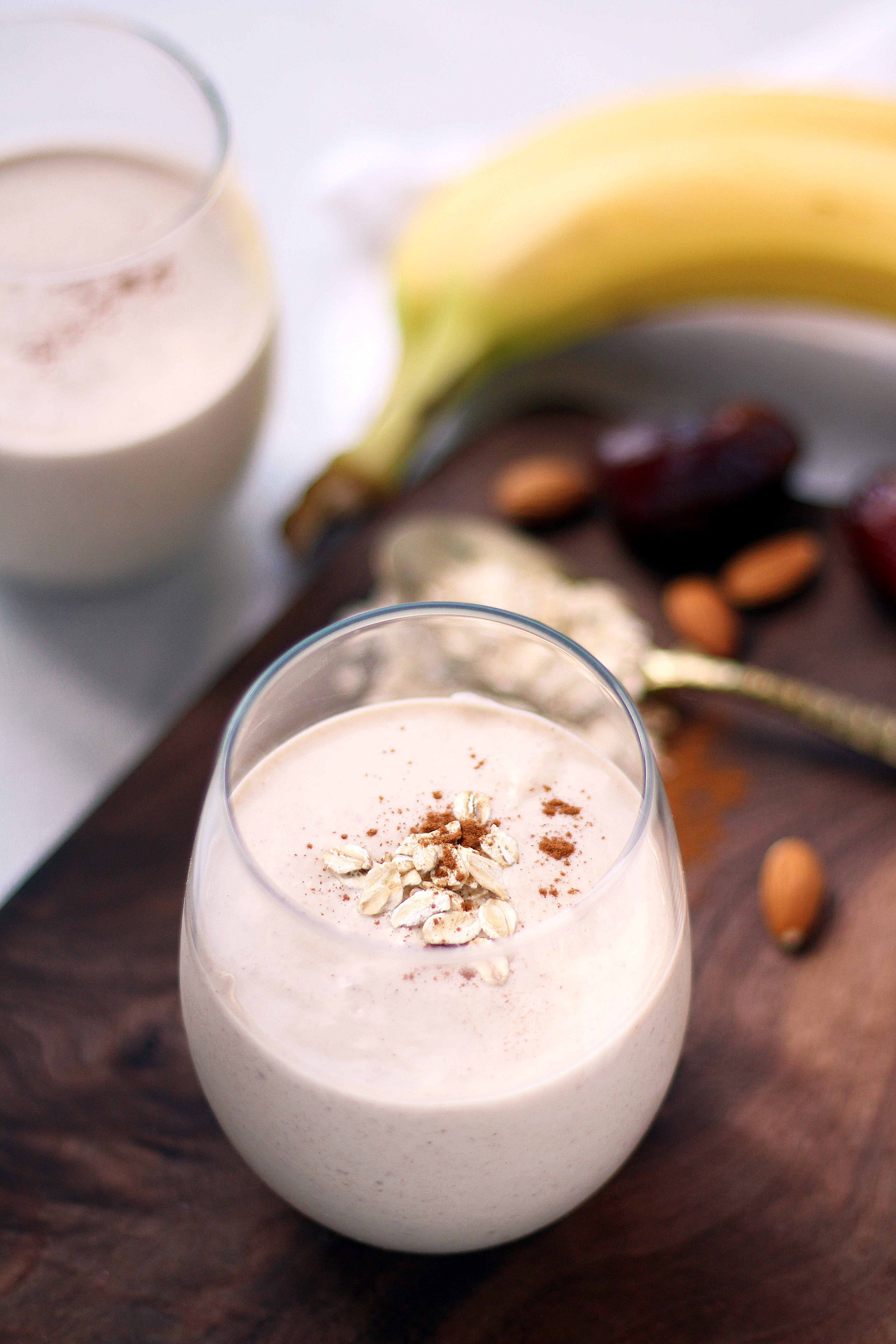 Tahini Oat Smoothie